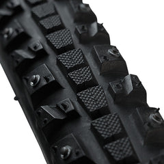 45N Xerxes Studded Tire 700x30c